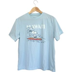 American Eagle Men's Graphic Tee. Size Medium